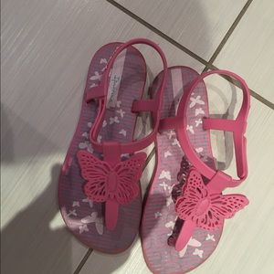 ipanema butterfly flip flops